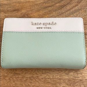 Essentially new Kate Spade wallet